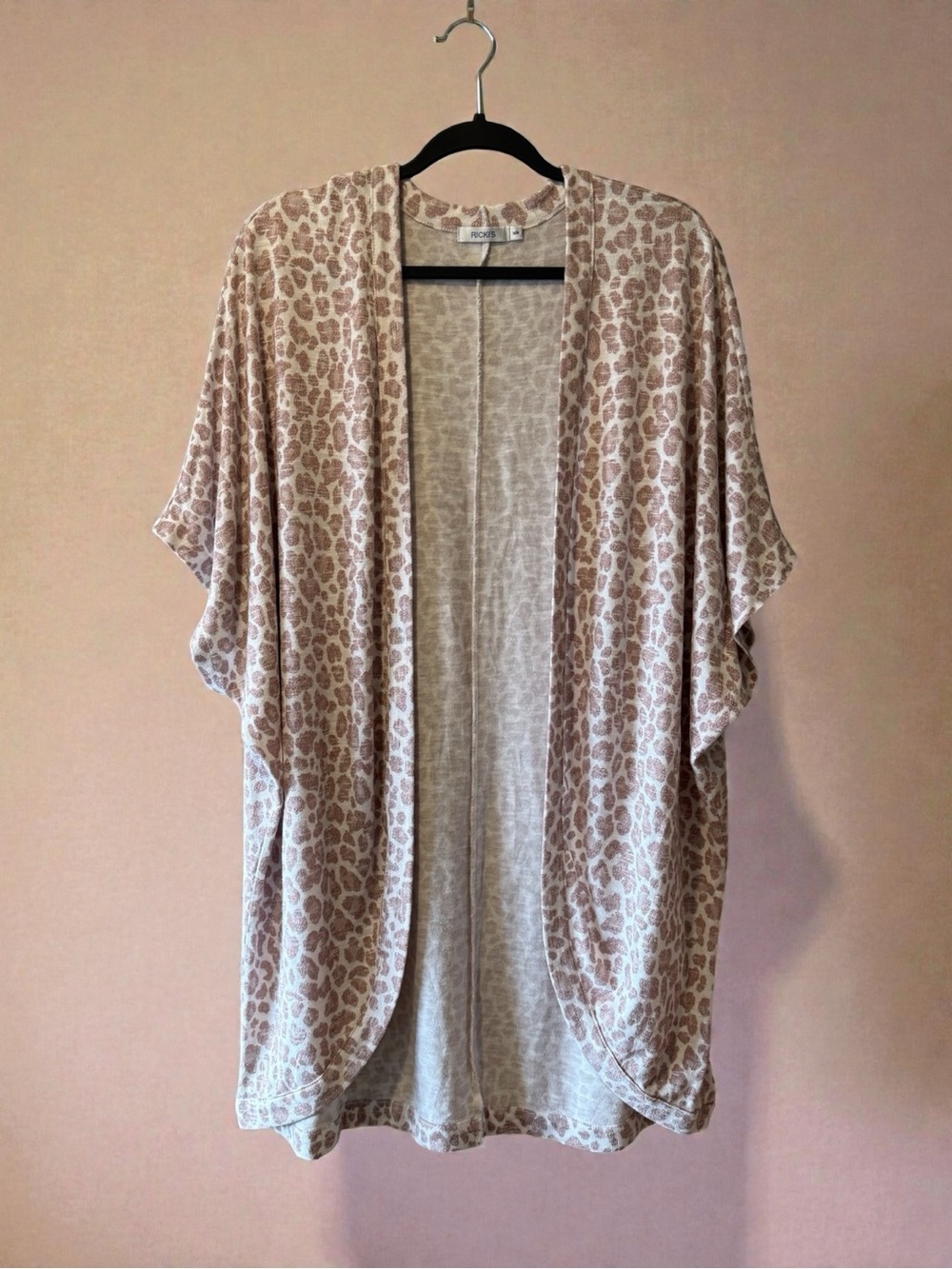 Ricki's Muted Tones Taupe/Blush/Off-White Animal Print Kimono Cardigan - Picture 16 of 16